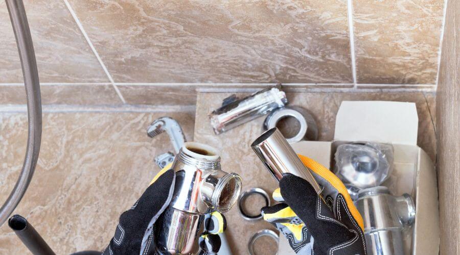 Professional gutter cleaning in Columbus, NC